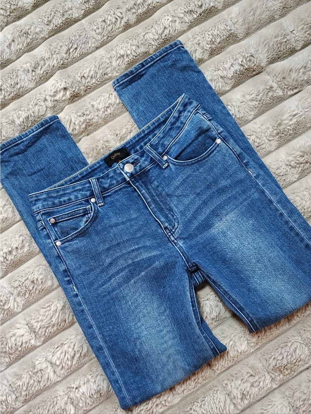 Quince Stretch Mid Rise Slim Straight Jeans Women's 27 Medium Wash Minimalist - Picture 12 of 14